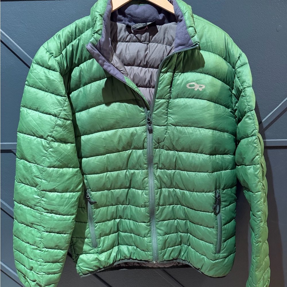 Outdoor Research Mens Puffer Jacket in Green and Gray